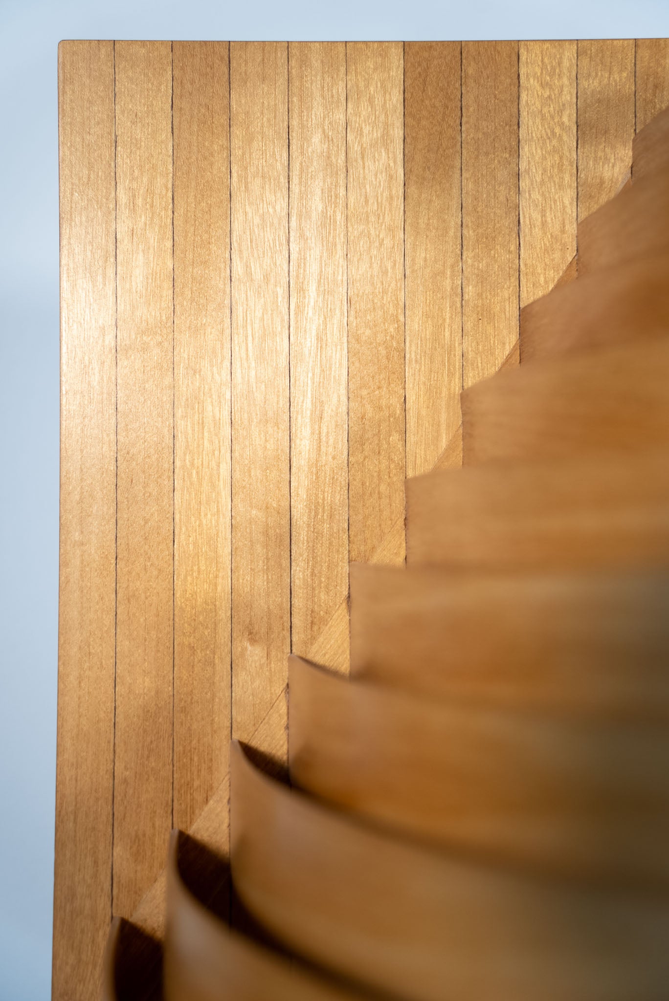 VALOLEIKKI - Wooden Table lamp