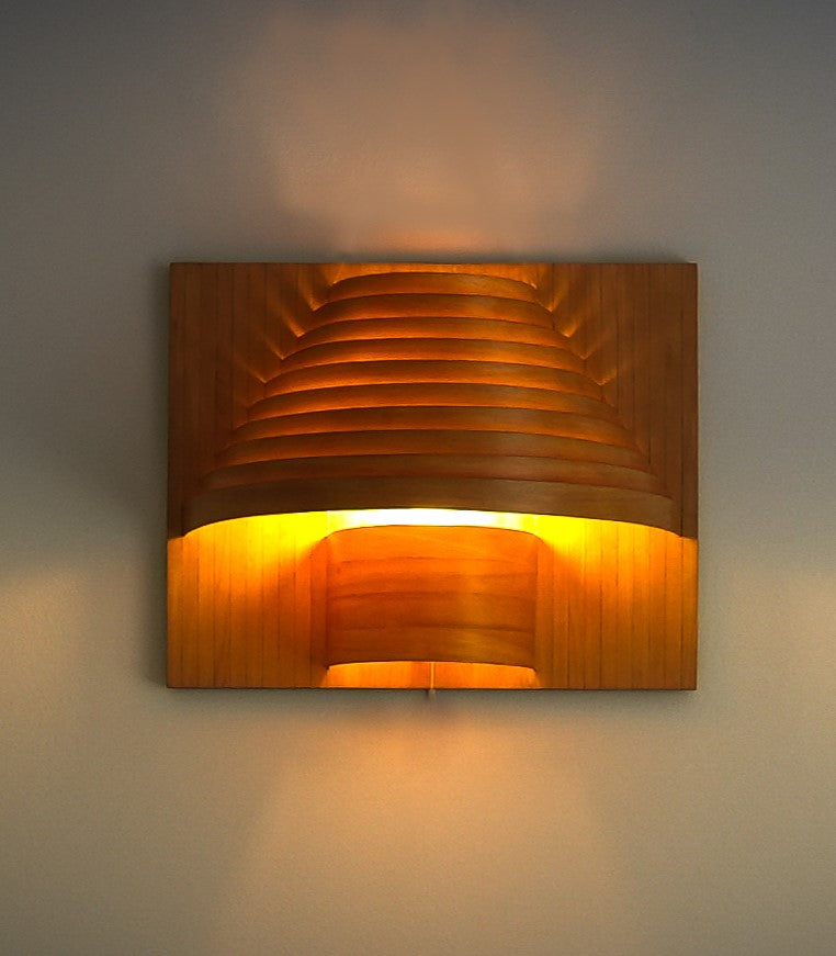 VALOLEIKKI - unique vintage wooden wall light
